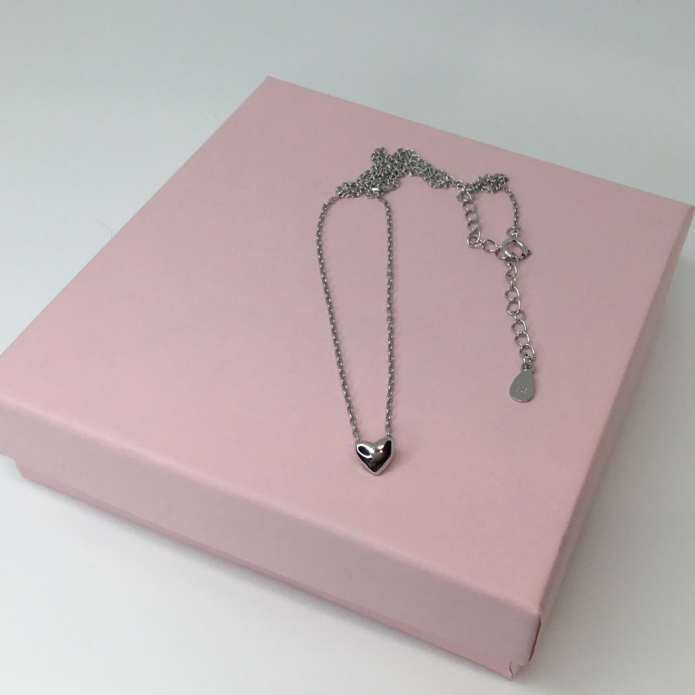 Sale $20 Firm! Sterling Silver Heart Necklace - Picture 9 of 16